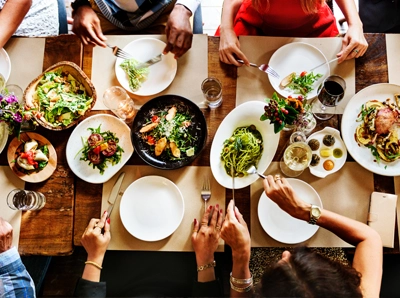 UTILISEZ DES ASSIETTES PLUS PETITES